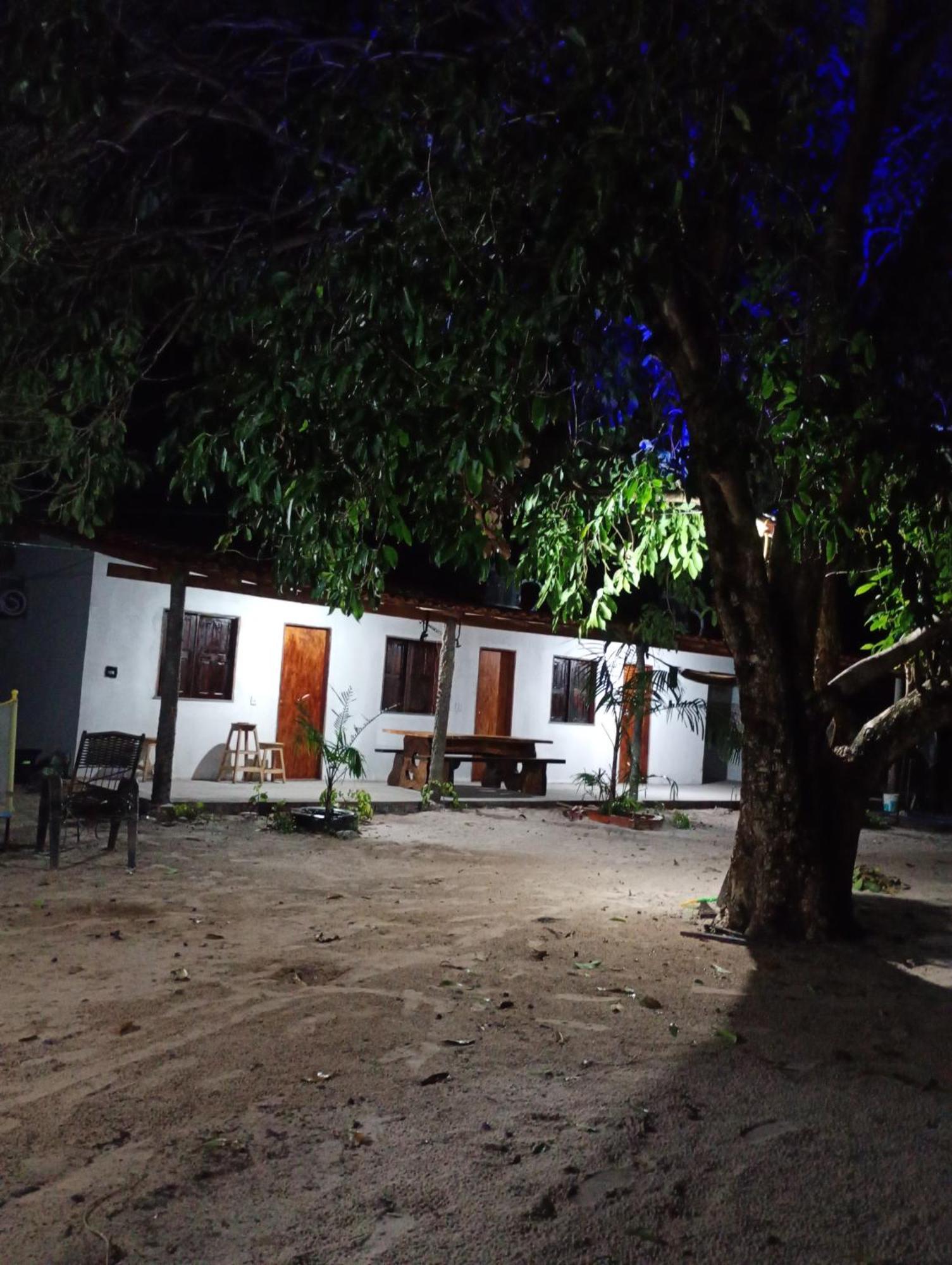 Hostel E Camping Na Rua Das Flores Santo Amaro do Maranhao Exterior foto