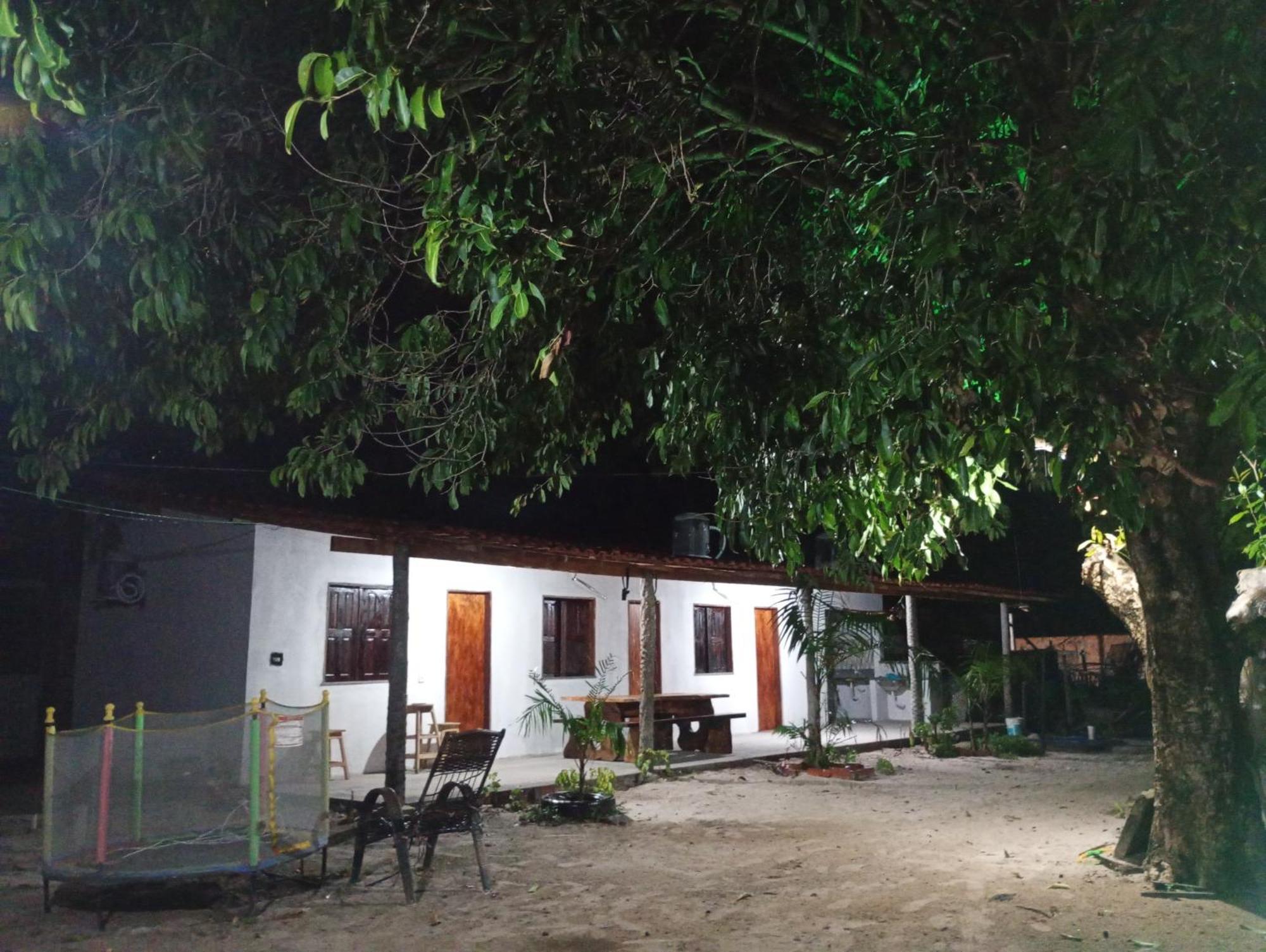 Hostel E Camping Na Rua Das Flores Santo Amaro do Maranhao Exterior foto